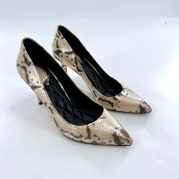 B Brian Atwood Malika Pointed-Toe Snake Print Pump size 8.5 - Picture 11 of 17